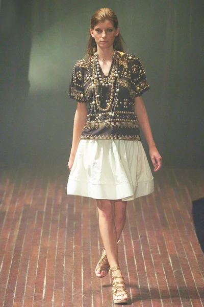 Look 44